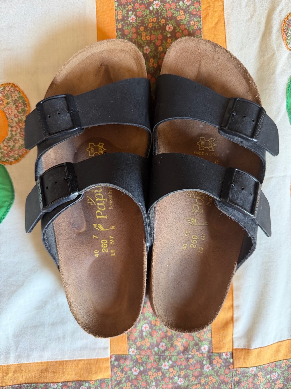 Birkenstock sandals like new. Size 40